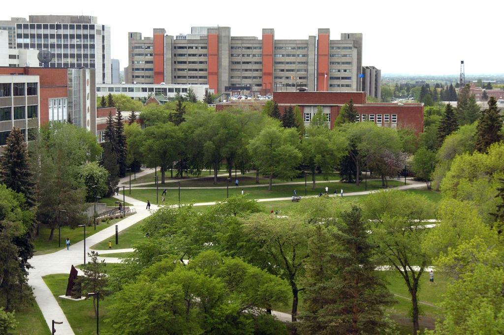 University Of Alberta - Accommodation Edmonton Eksteriør bilde